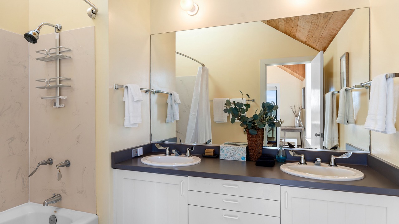 Photo of Bathroom in Sea Ranch