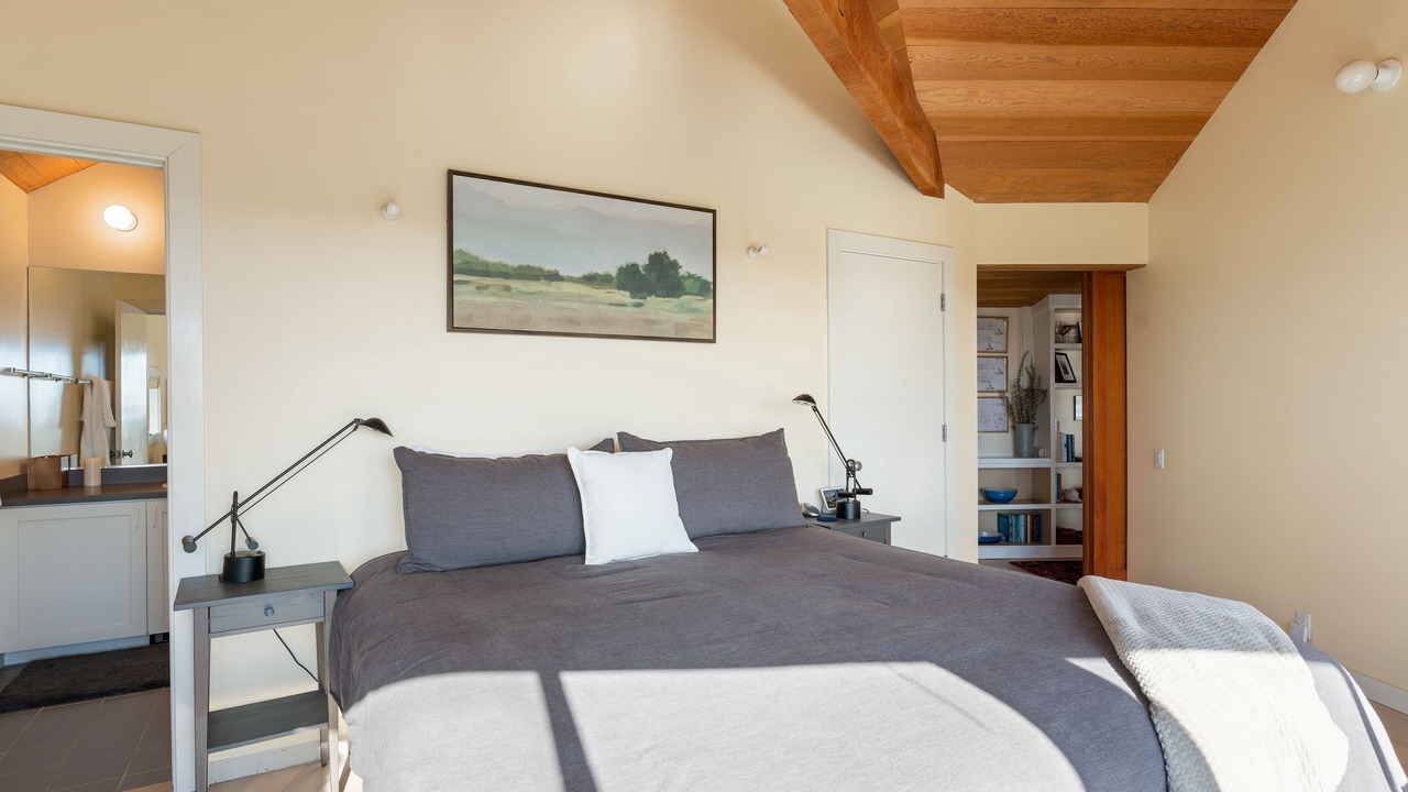 Photo of Bedroom in Sea Ranch