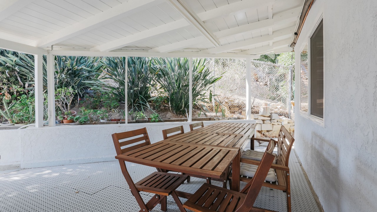 Photo of Outdoor in Canoga Park