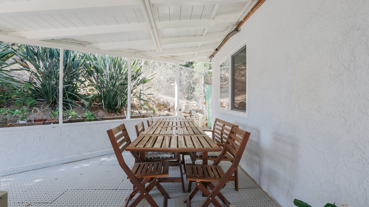 Photo of Outdoor in Canoga Park