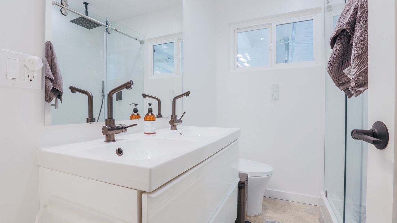 Photo of Bathroom in Canoga Park