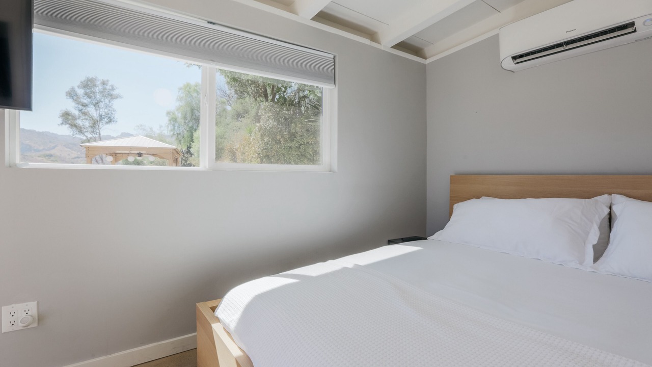 Photo of Bedroom in Canoga Park