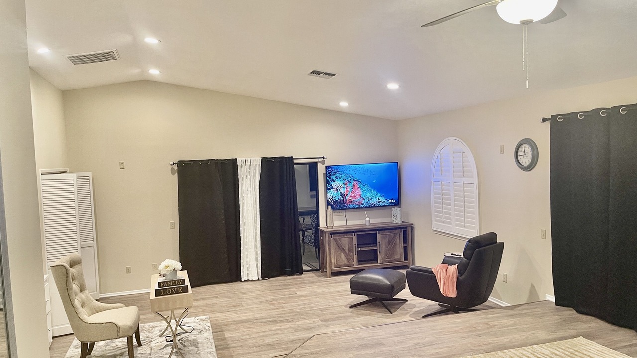 Photo of Livingroom in Victorville