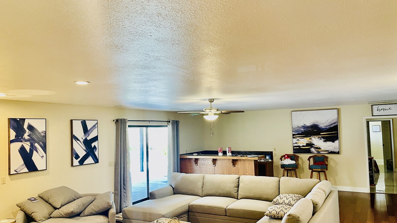 Photo of Livingroom in Victorville