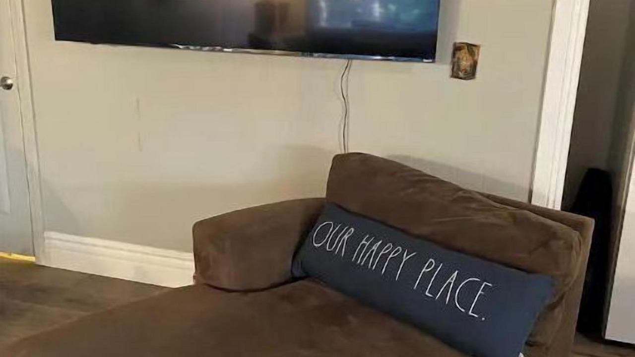 Photo of Livingroom in Blue Jay
