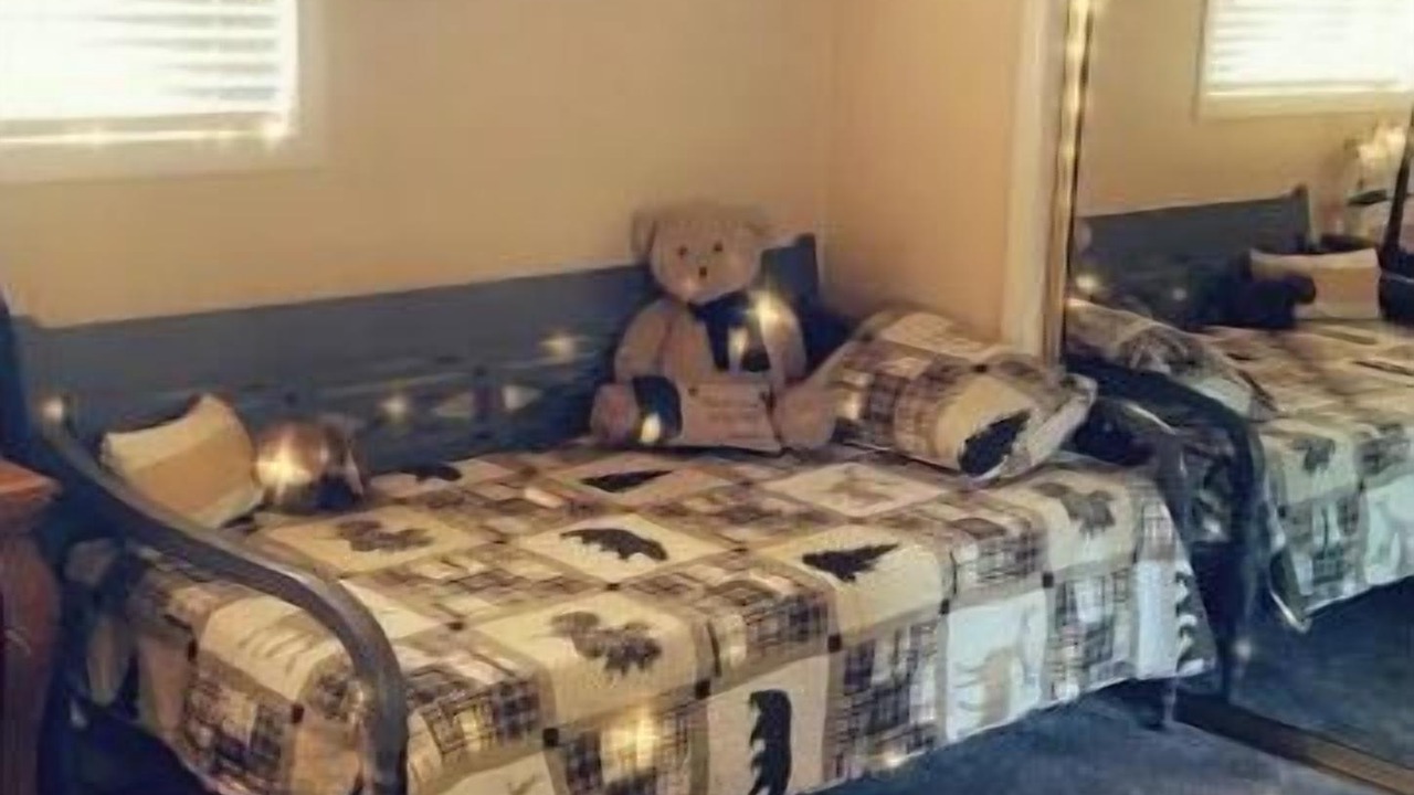Photo of Bedroom in Blue Jay