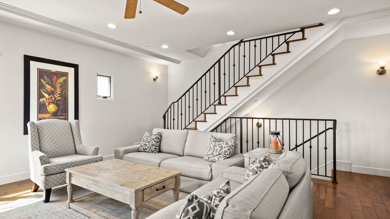 Photo of Livingroom in Oxnard Shores