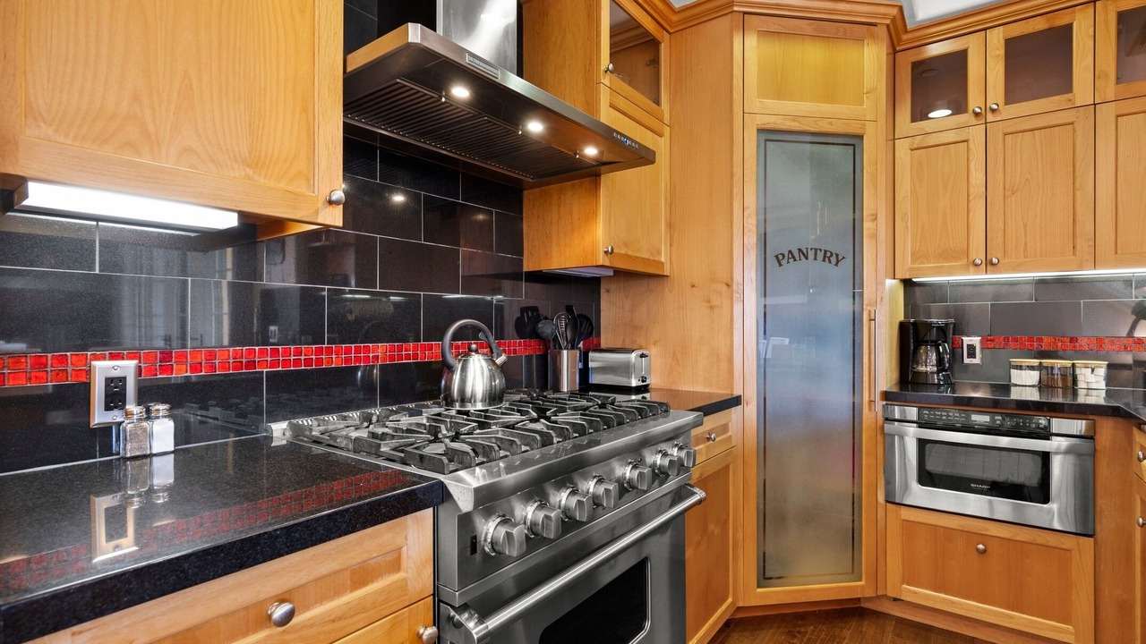 Photo of Kitchen in Oxnard Shores