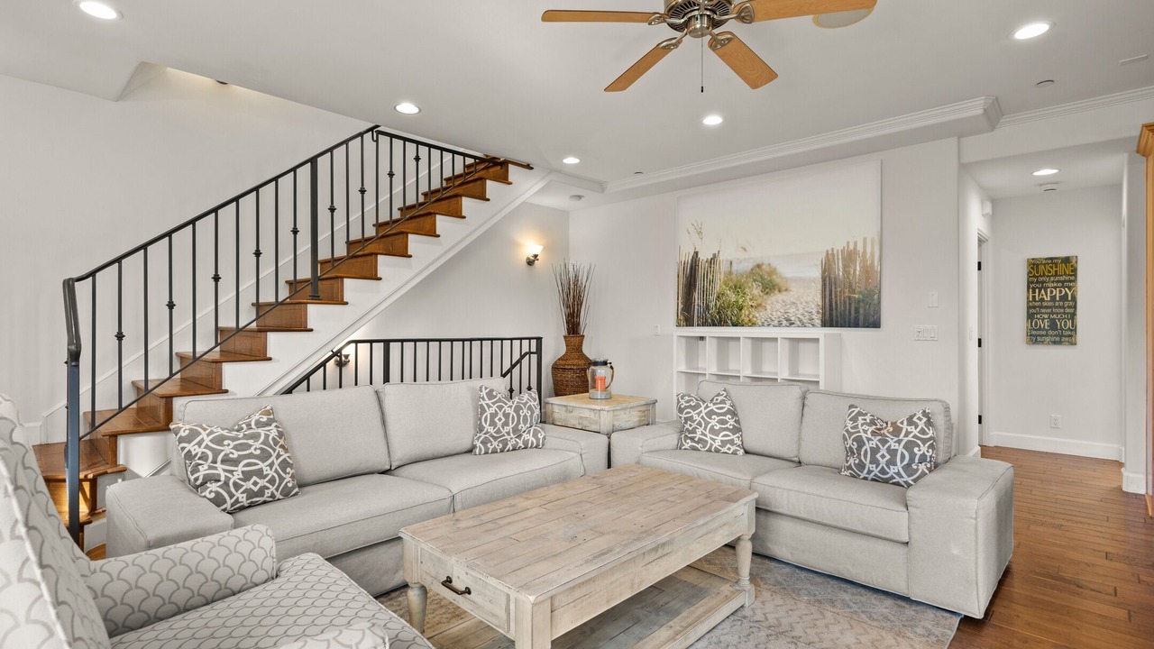 Photo of Livingroom in Oxnard Shores
