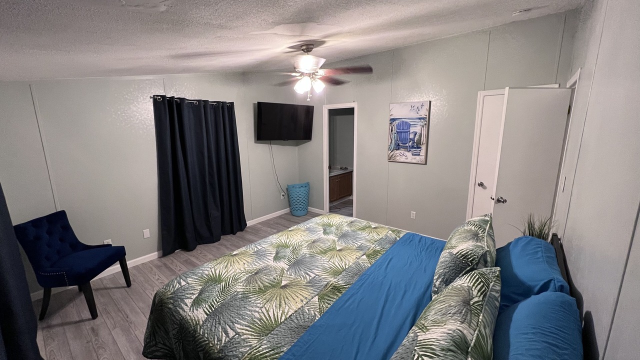 Photo of Bedroom in Needles