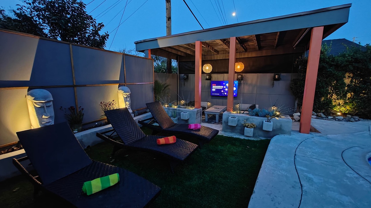 Photo of Patio Balcony in Encino