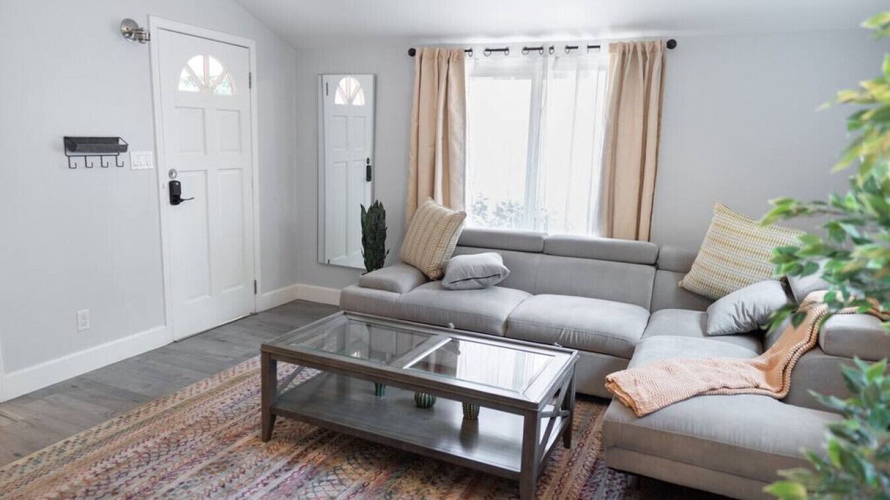 Photo of Livingroom in Grandview
