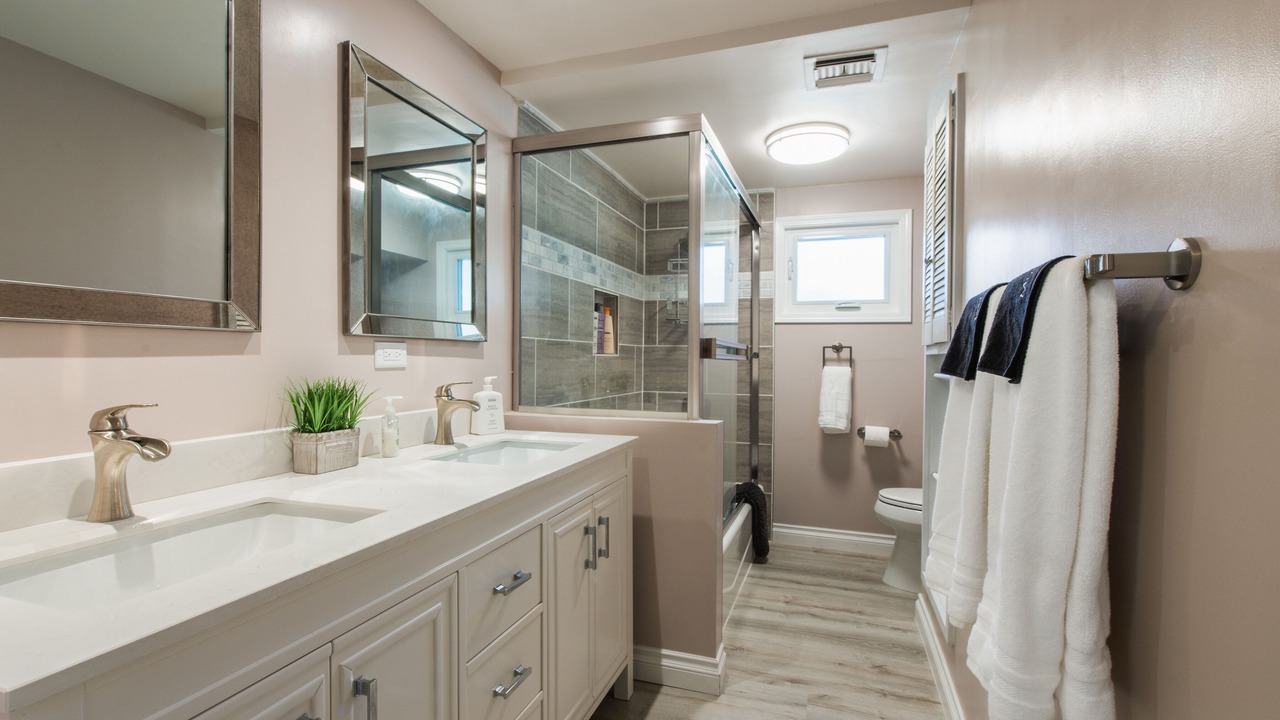 Photo of Bathroom in Glendora
