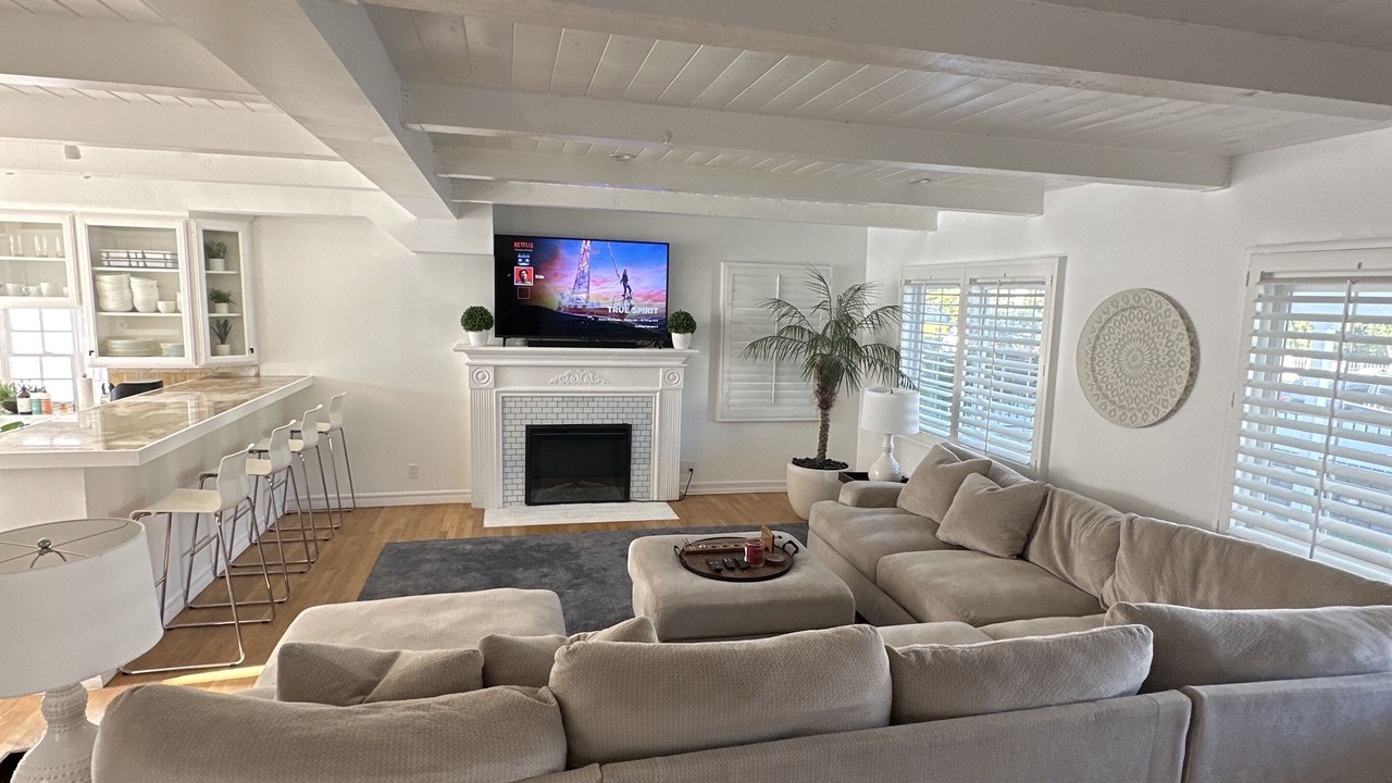 Photo of Livingroom in Marina del Rey