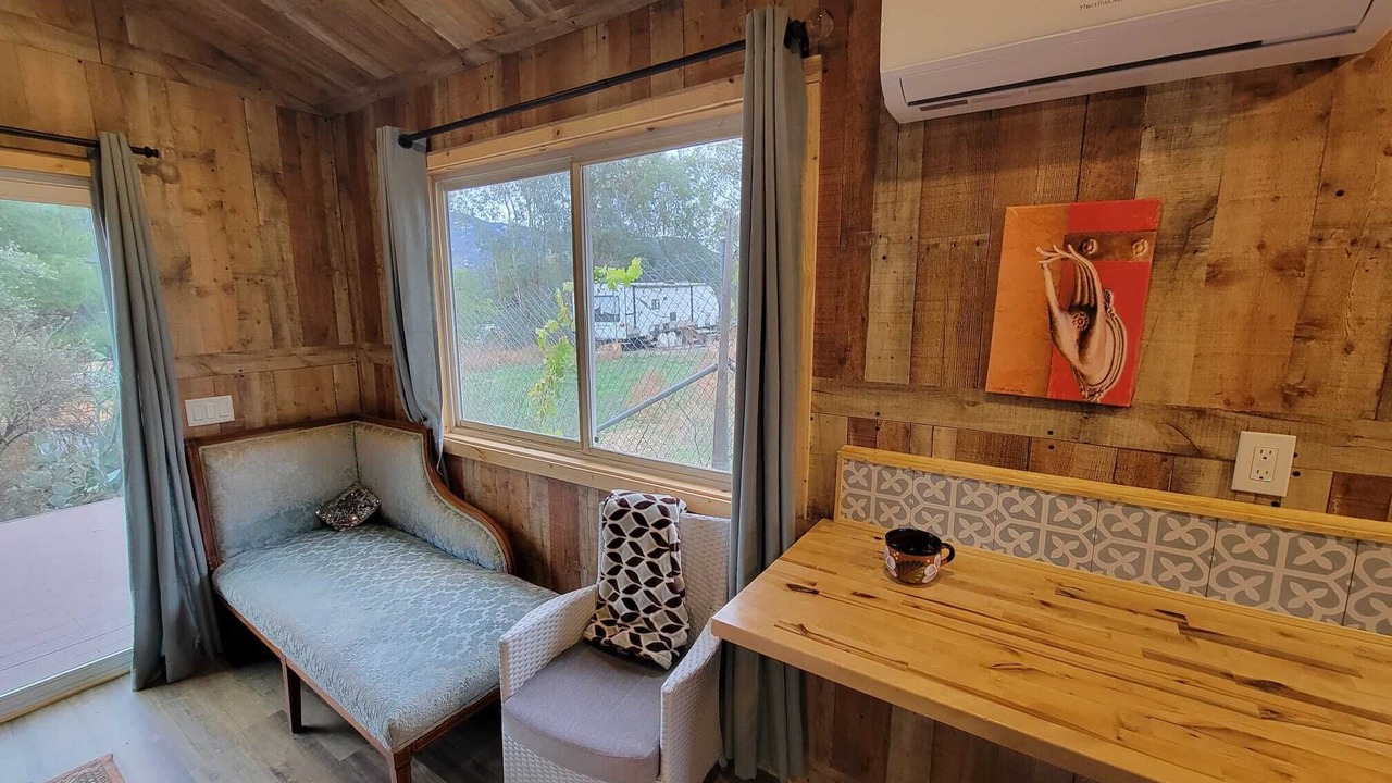 Photo of Livingroom in Wildomar