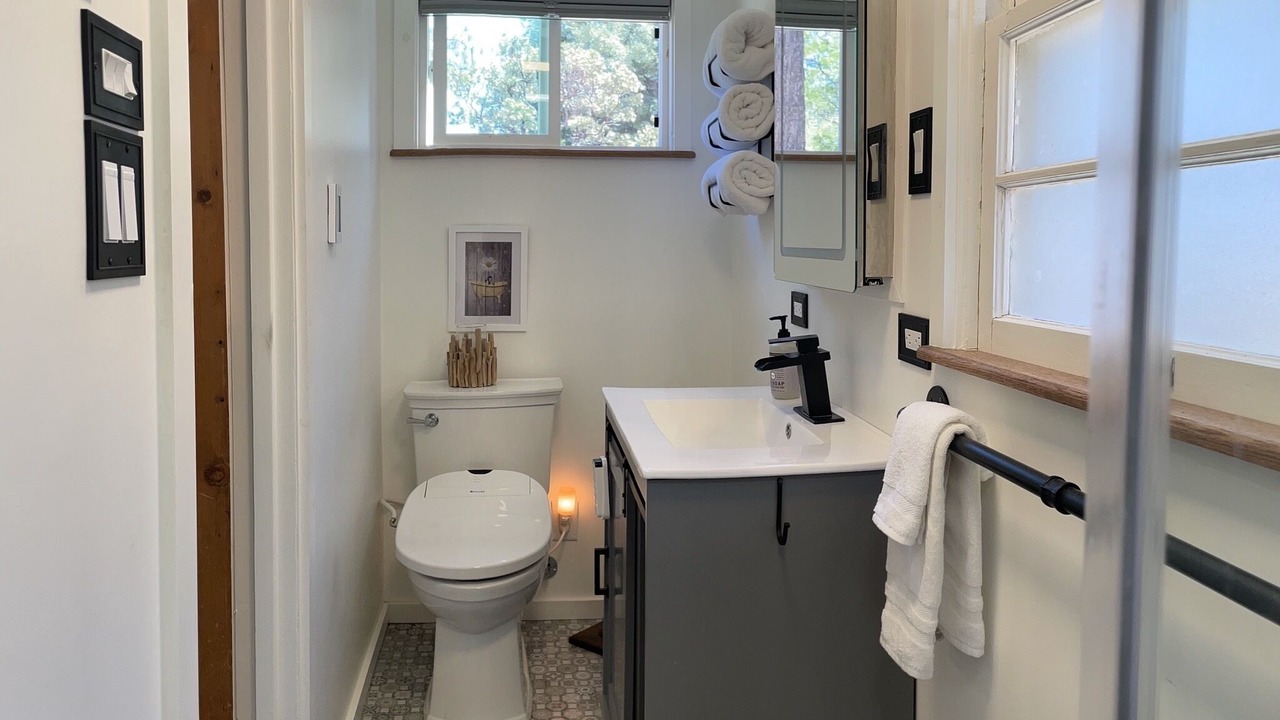 Photo of Bathroom in Pine Cove