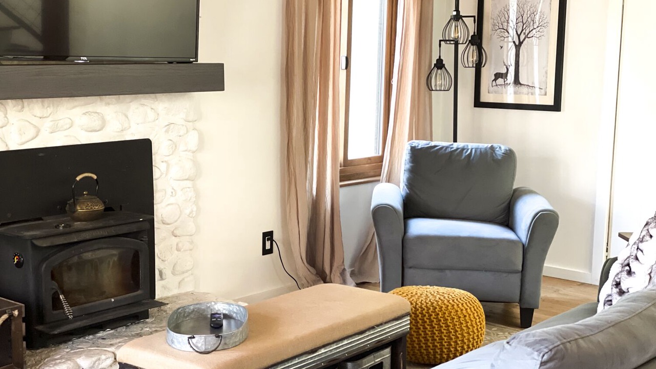 Photo of Livingroom in Pine Cove