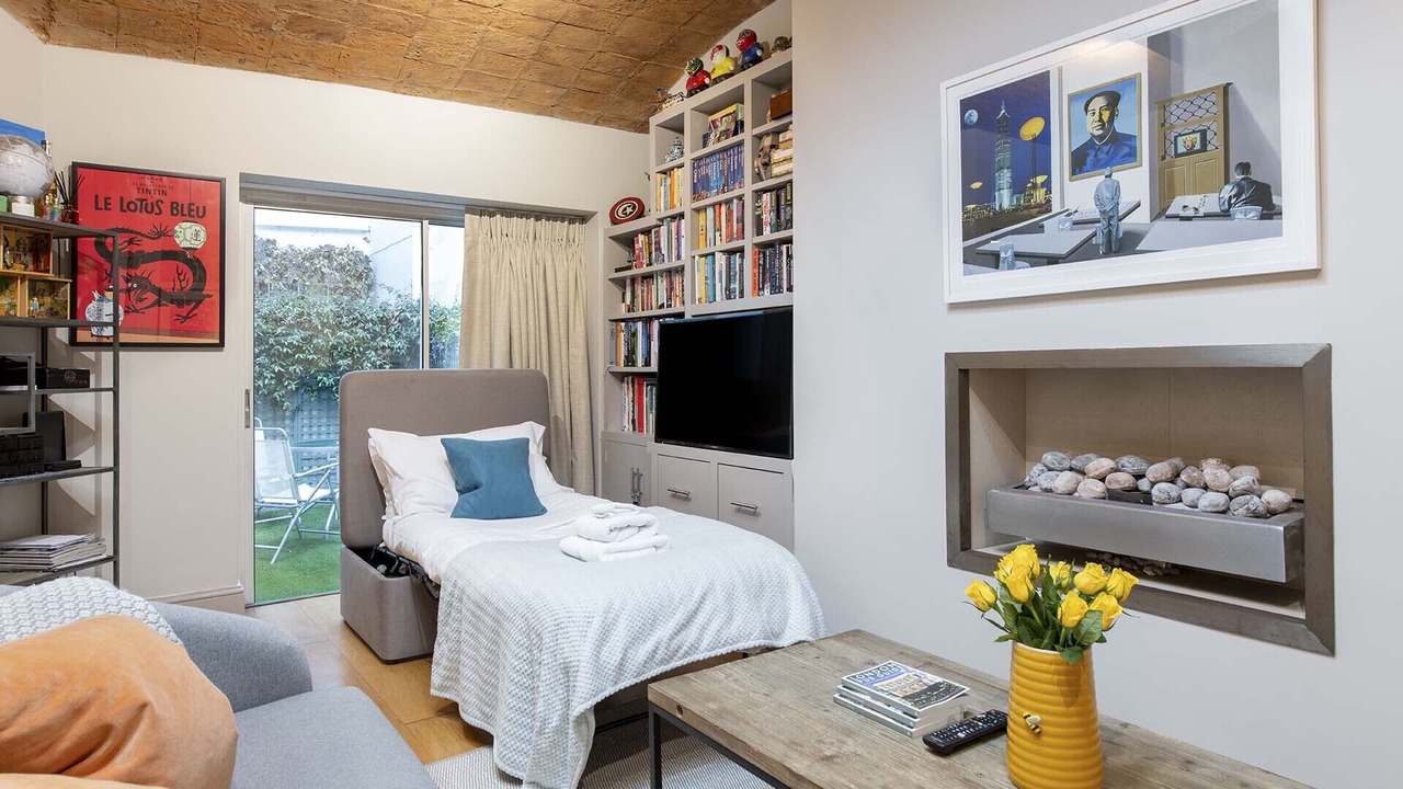 Photo of Bedroom in Queen's Gate