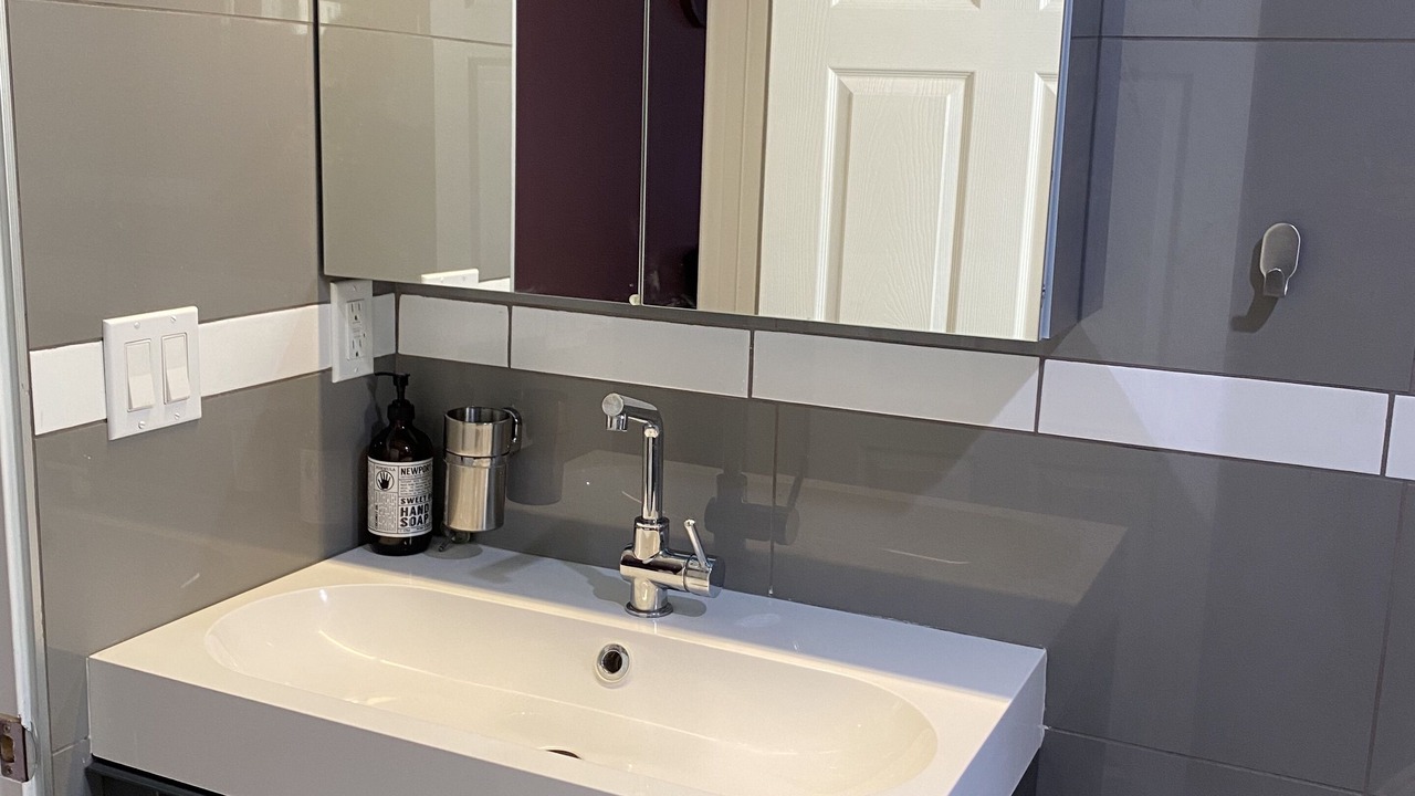 Photo of Bathroom in North Hills West