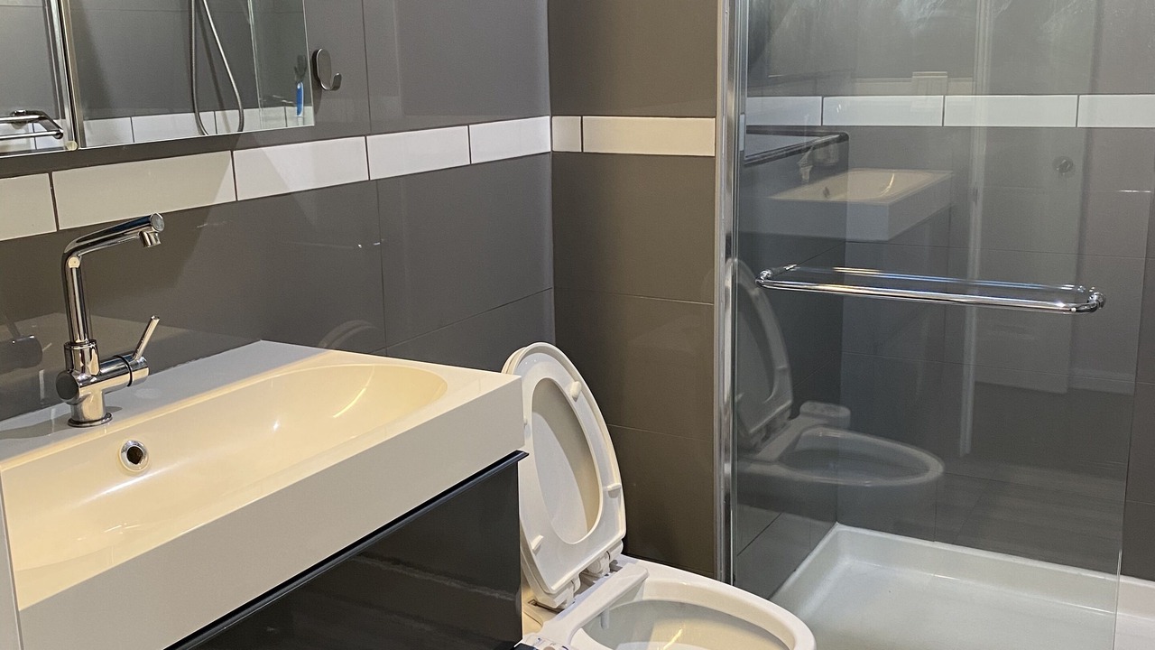 Photo of Bathroom in North Hills West