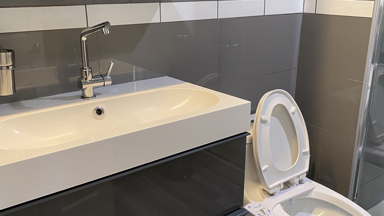 Photo of Bathroom in North Hills West