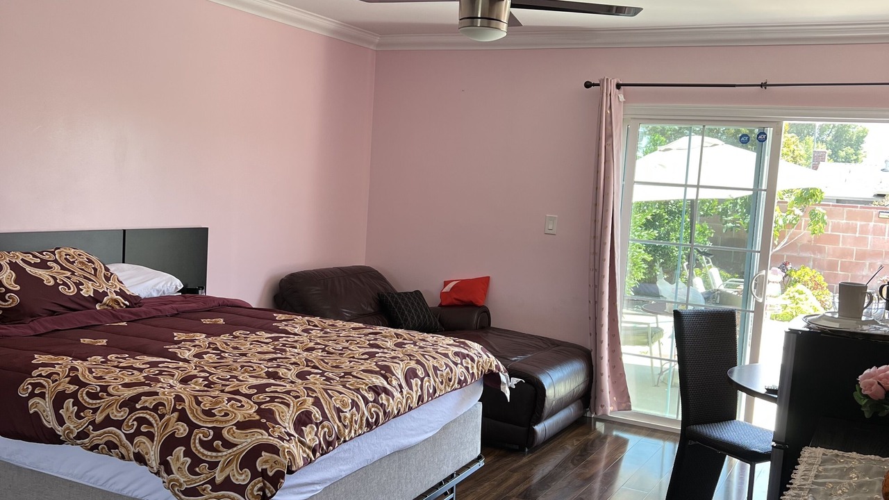 Photo of Bedroom in North Hills West