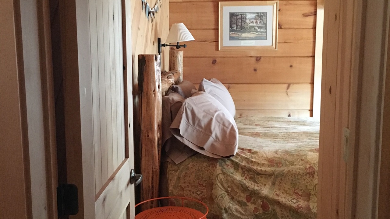 Photo of Bedroom in Phoenix Lake-Cedar Ridge
