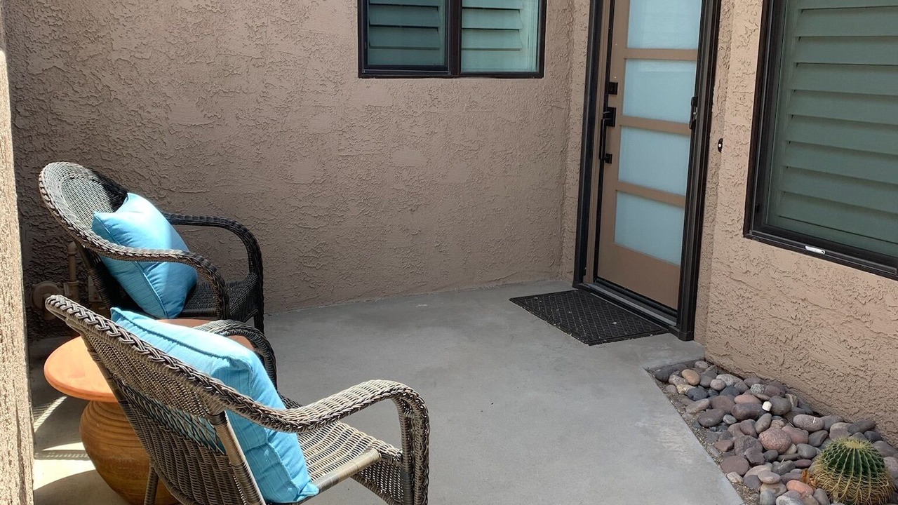 Photo of Patio Balcony in Palm Desert