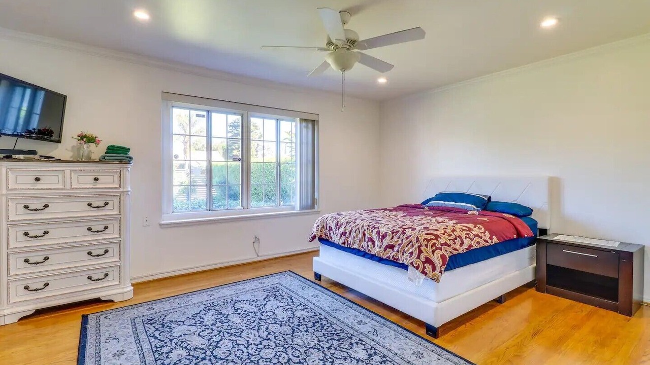 Photo of Bedroom in North Hills West