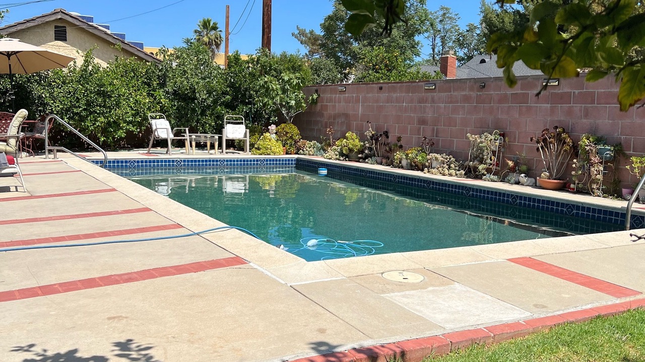 Photo of Outdoor in North Hills West