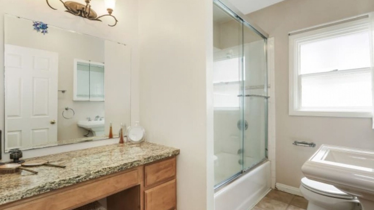 Photo of Bathroom in South Redondo