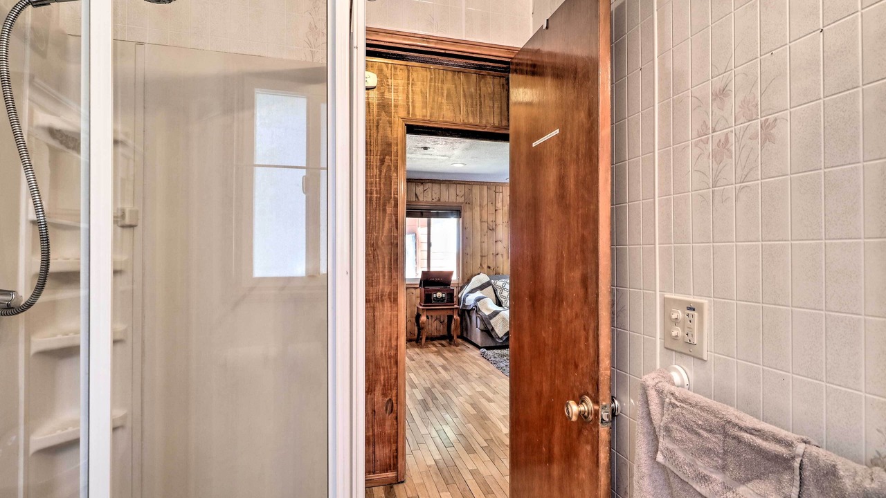 Photo of Bathroom in Wrightwood