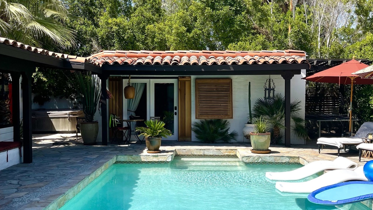 Photo of Outdoor in Warm Sands
