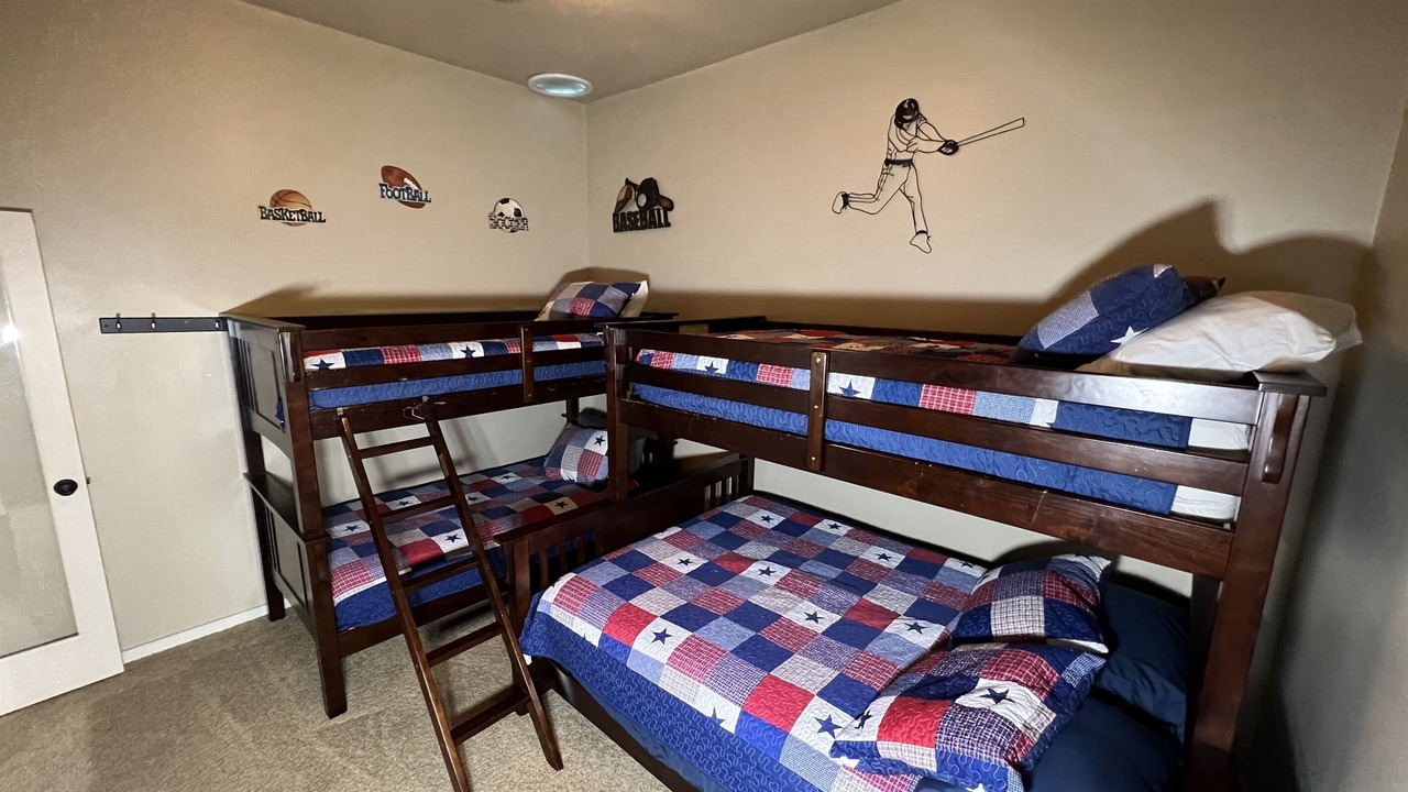 Photo of Bedroom in Lakehead
