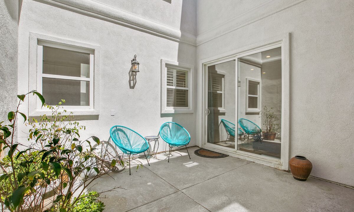 Photo of Patio Balcony in Huntington Beach