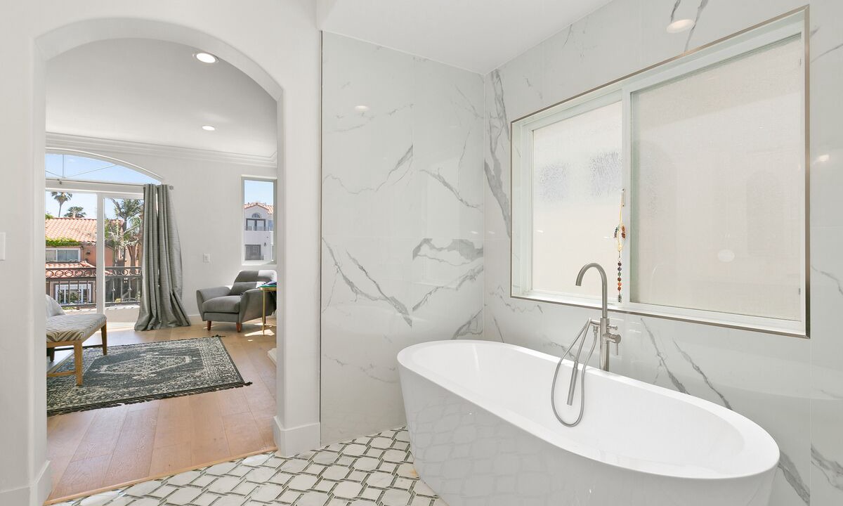Photo of Bathroom in Huntington Beach