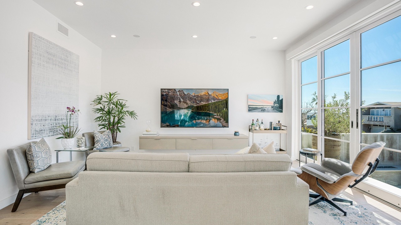 Photo of Livingroom in Malibu
