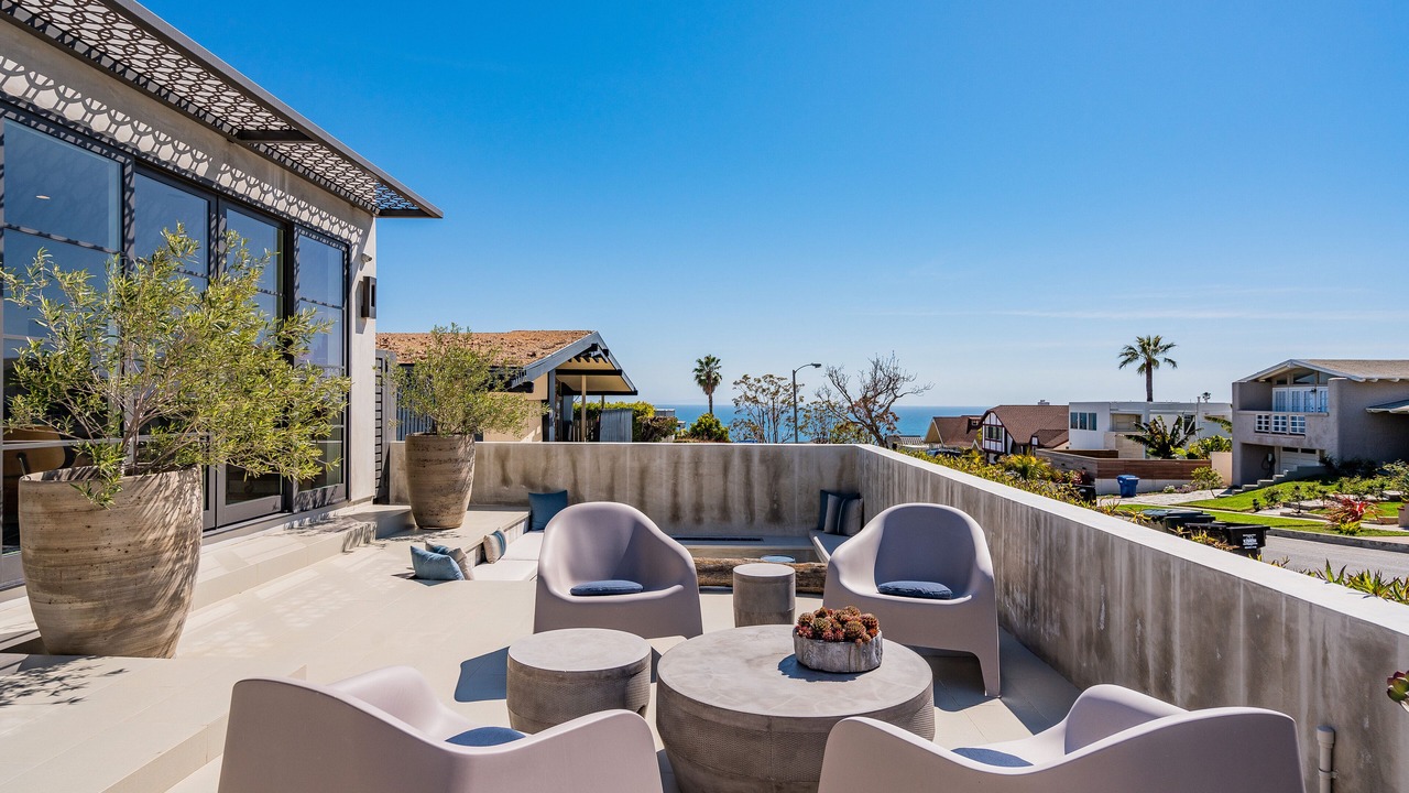 Photo of Patio Balcony in Malibu