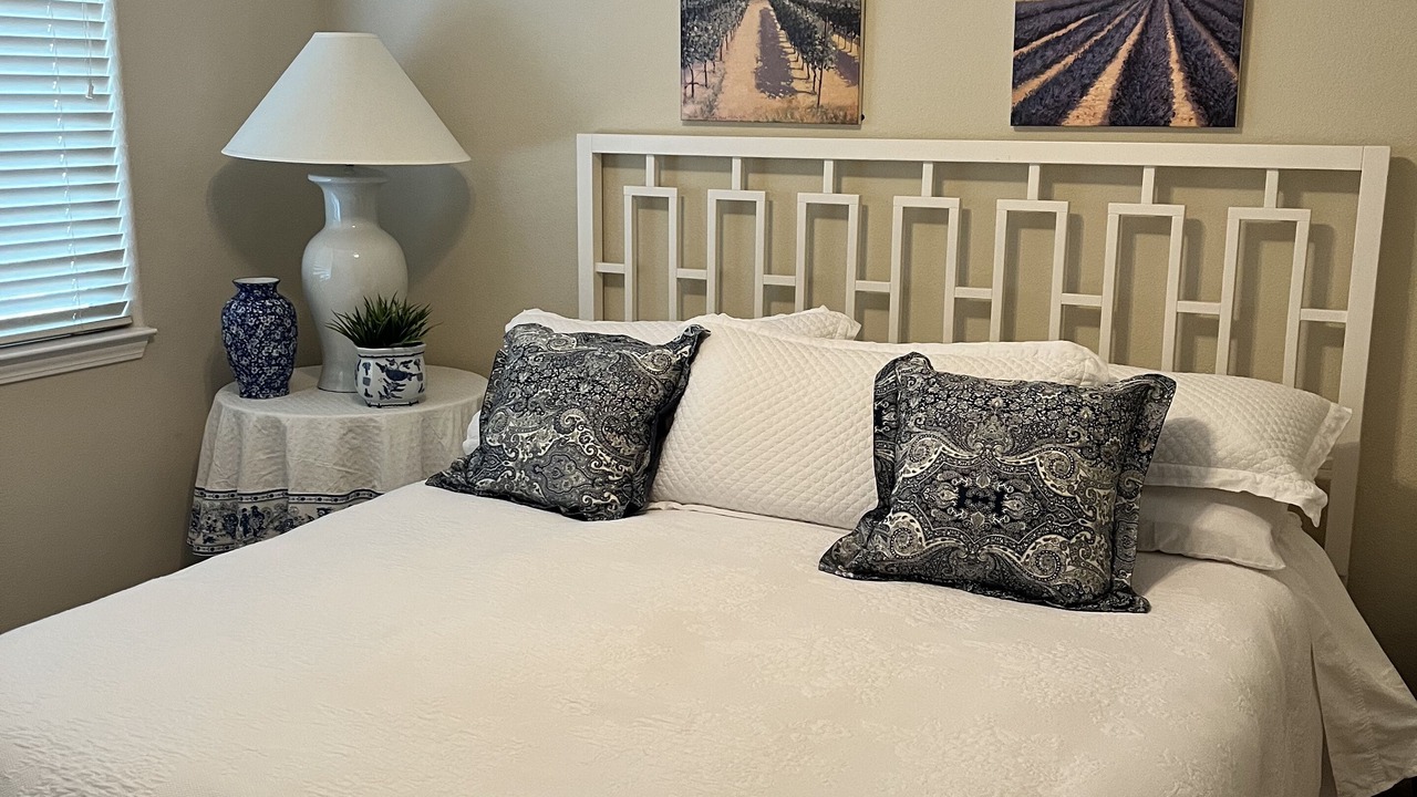 Photo of Bedroom in St. Helena