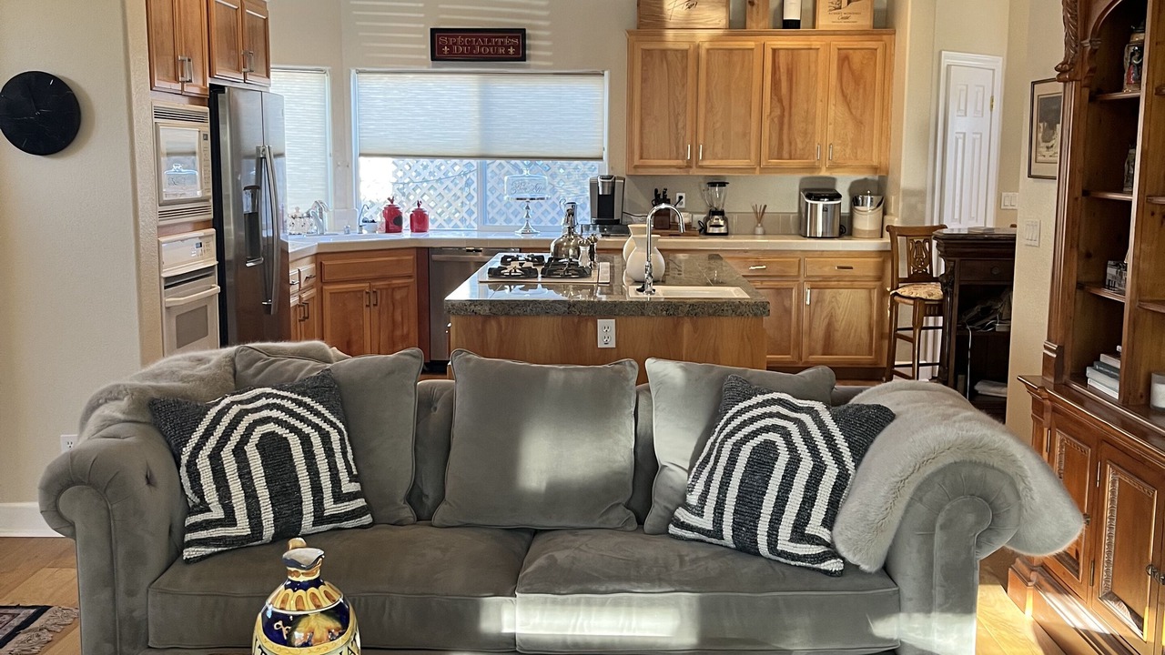 Photo of Livingroom in St. Helena