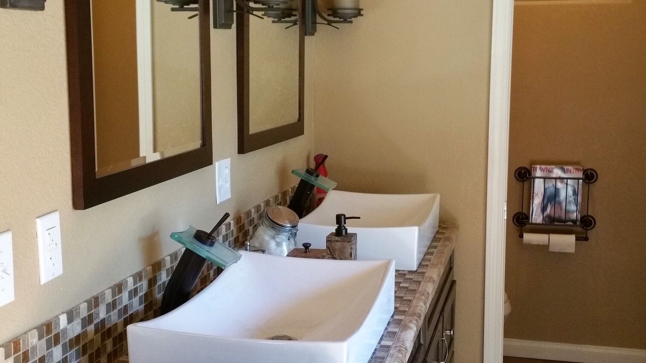 Photo of Bathroom in Pine Mountain Club