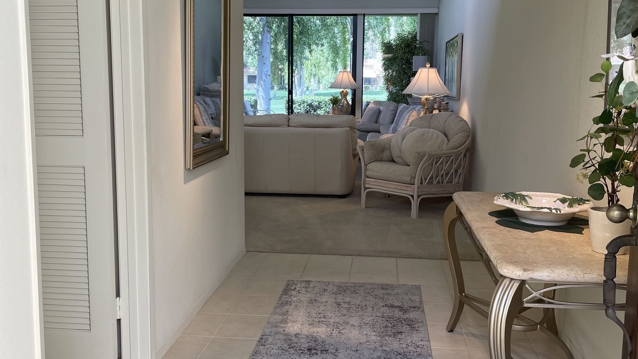 Photo of Livingroom in Palm Desert