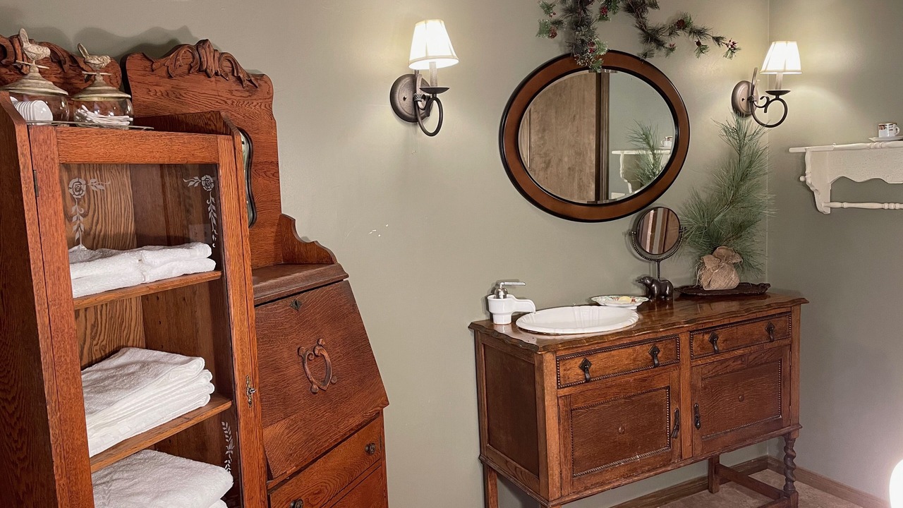 Photo of Bathroom in Blue Jay