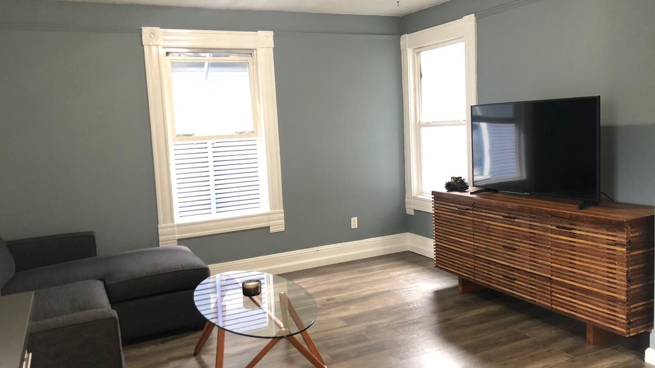 Photo of Livingroom in Hoover - Foster