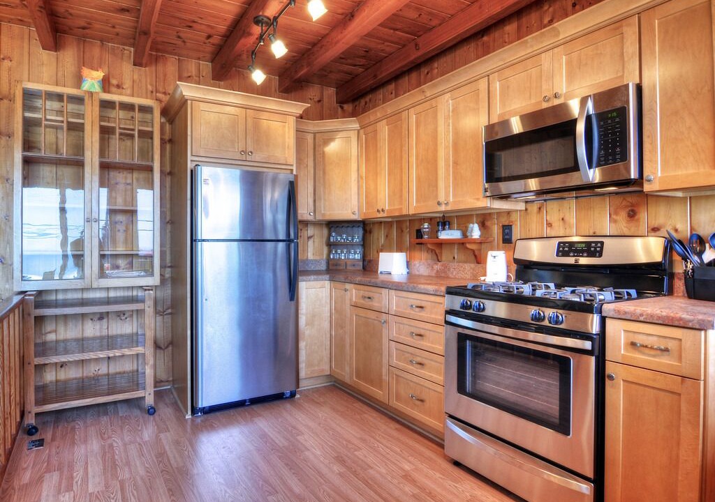 Photo of Kitchen in Cardiff-by-the-Sea