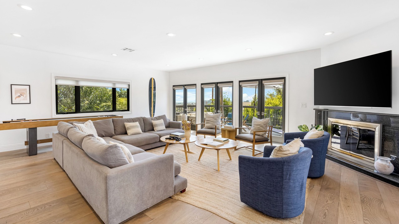Photo of Livingroom in Los Feliz