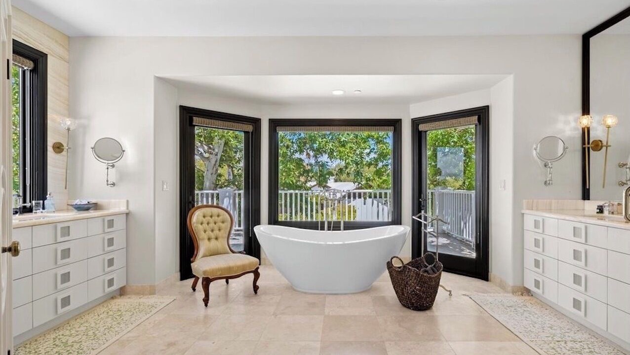 Photo of Bathroom in Malibu