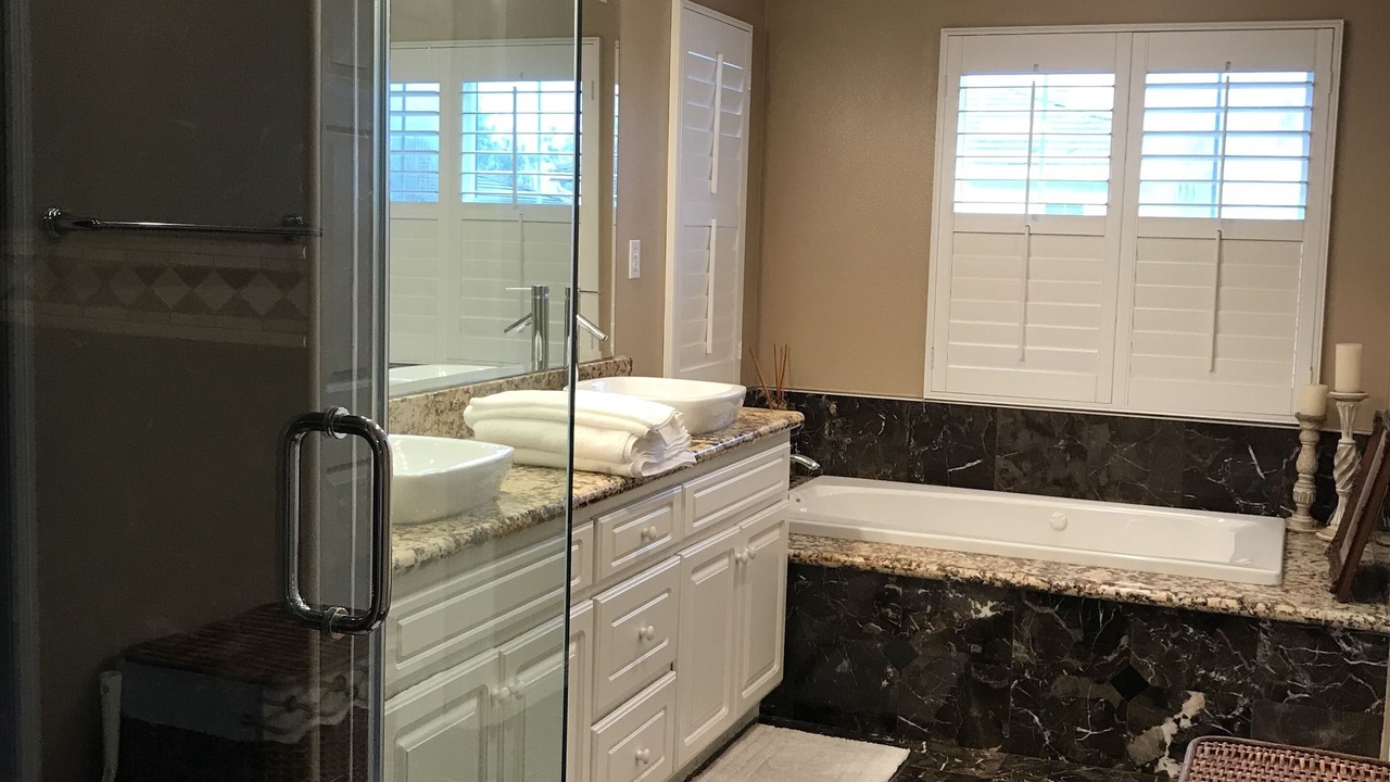 Photo of Bathroom in Lower Peters Canyon