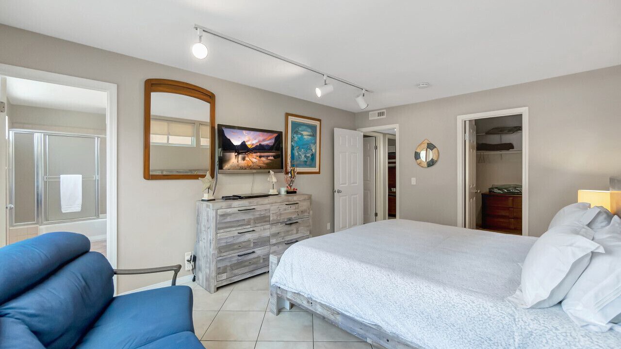 Photo of Bedroom in Capistrano Beach