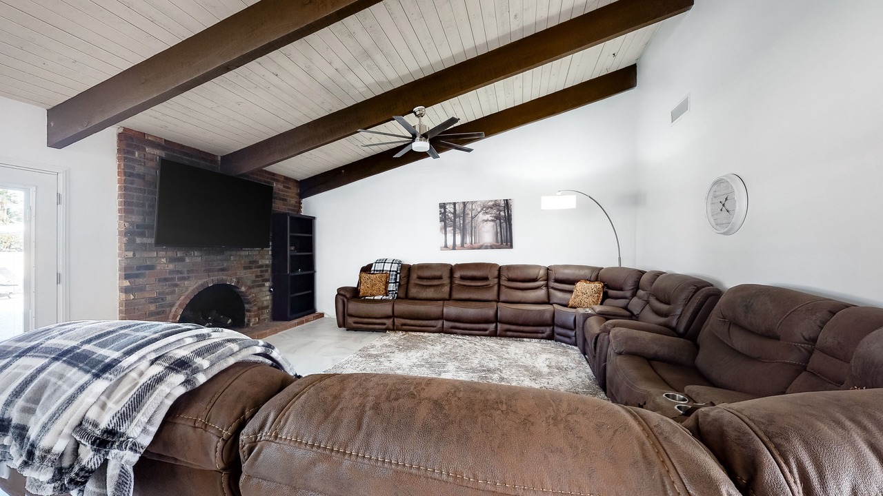 Photo of Livingroom in Indian Canyon